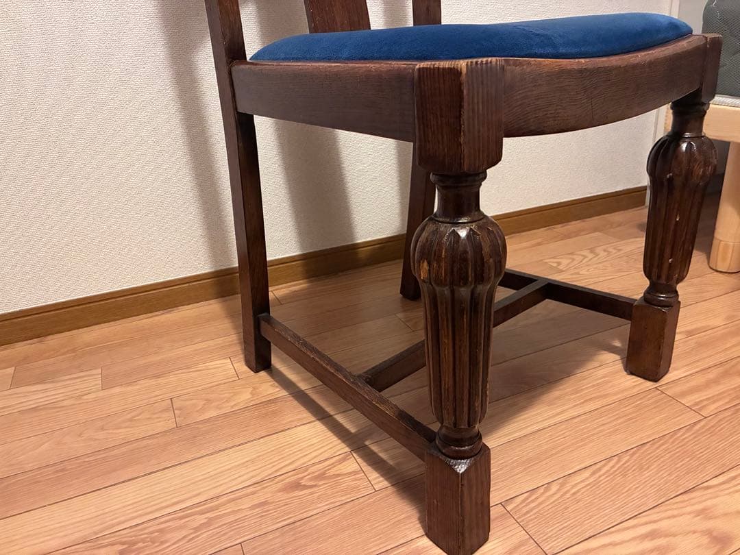 イギリスアンティークの椅子