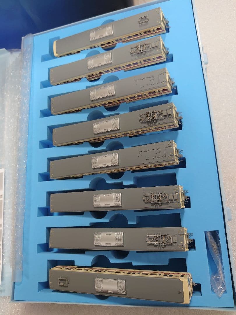 京王 6000系 8両 都営地下鉄線 乗入仕様 新塗装 カプラー密連＋扉色入仕上