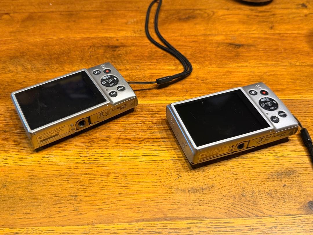 Canon IXY 210 2台セット　ジャンク