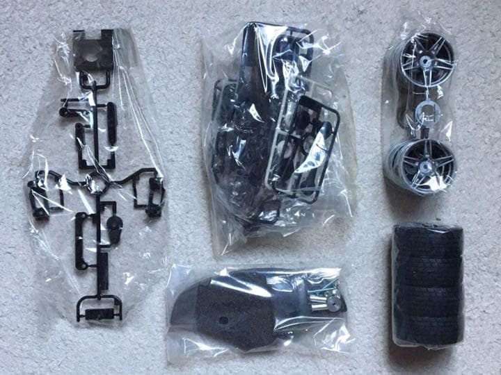 絶版 タミヤ エンジン RC 1/10 エンツォ・フェラーリ TG10-Mk.1