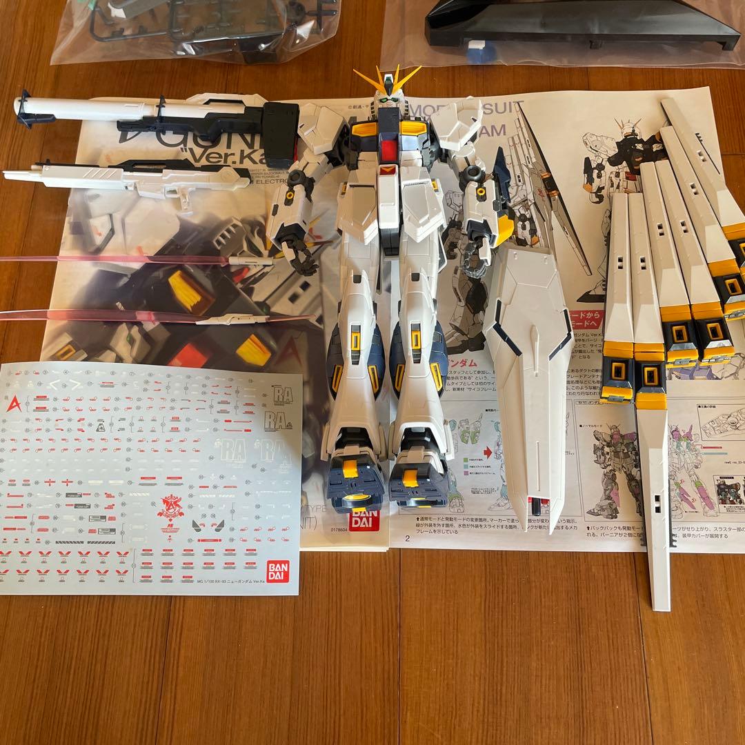 MG Ver.Ka νガンダム完成品＆フルアーマーユニコーン制作途中 デカール有