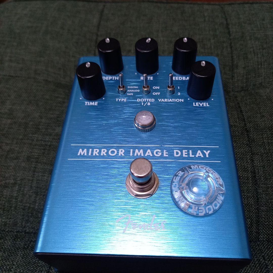 『美品』Fender MIRROR IMAGE DELAY エフェクター