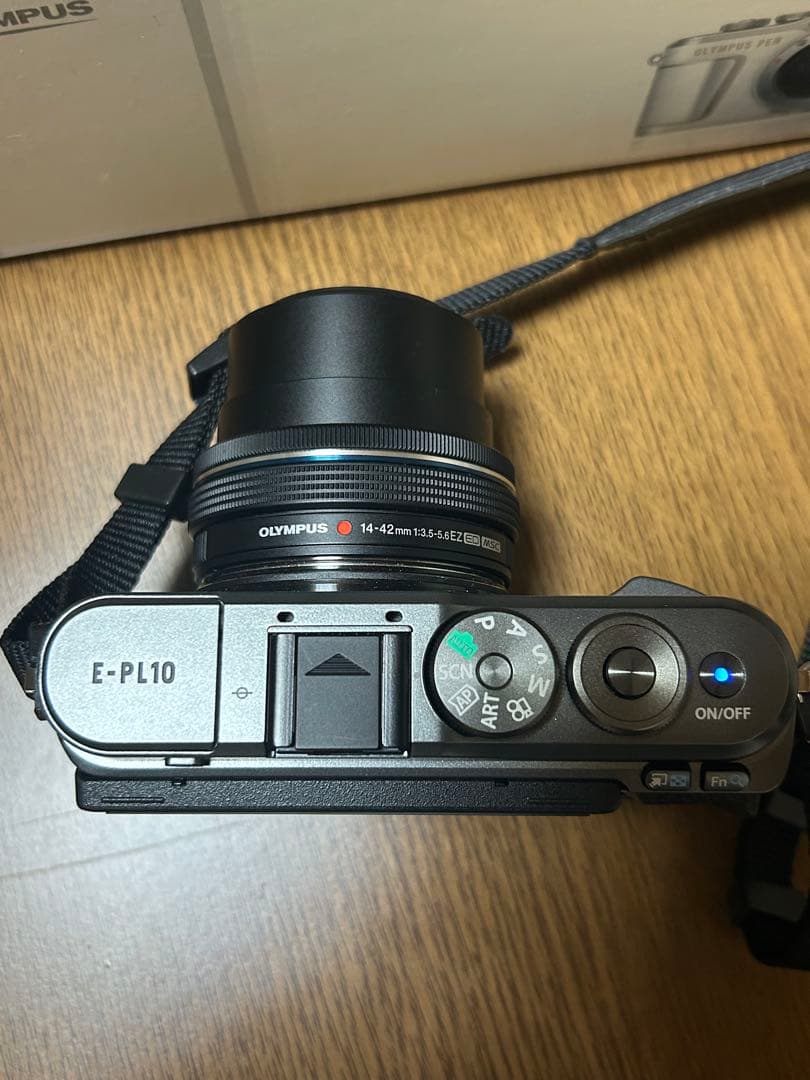 OLYMPUS PEN E-PL10 14-42mm EZ レンズ【超美品】