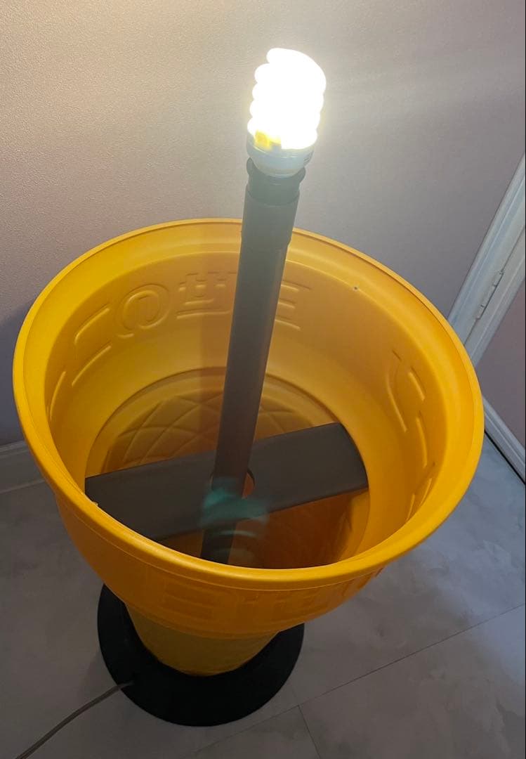 日世ソフトクリームスタンドライト