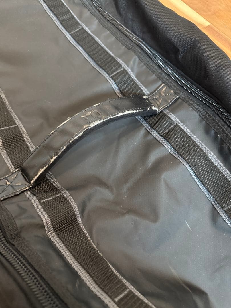 Db スノーボードバッグ ブラック　スノーローラー