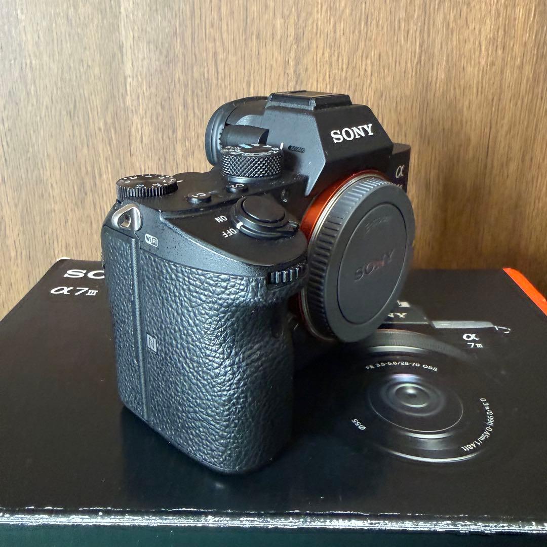 Sony α7 Ⅲ ミラーレスカメラ 3本レンズ付き