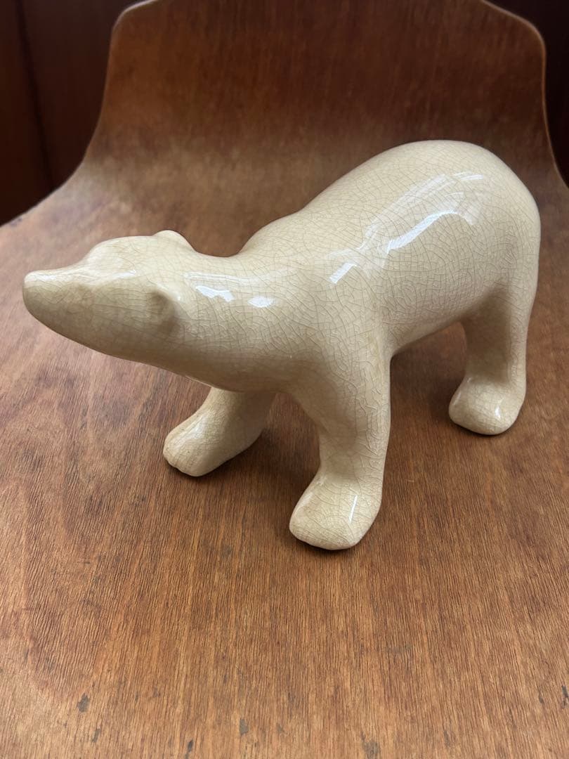 L & V ceram クマの置物