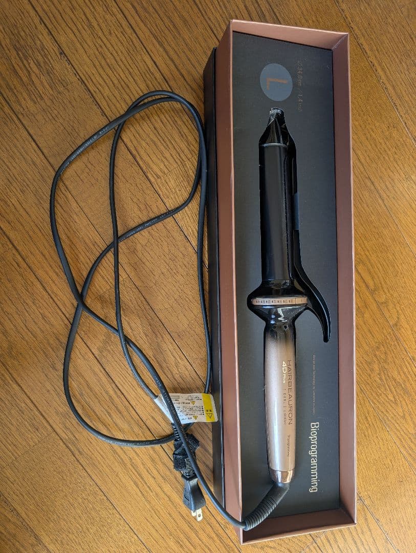 ママー、様お値下げ！HAIRBEAURON 　4D　 Plus　 　アイロン