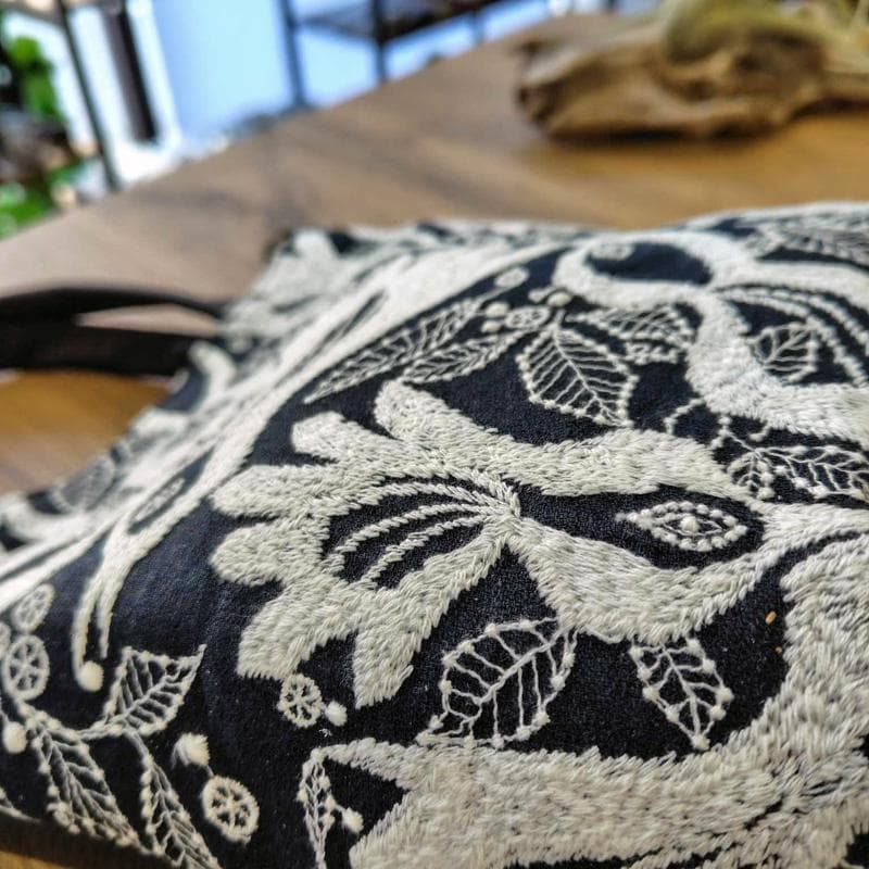 ミナペルホネン/carnival　カーニバルネイビー/バケツ型トート本革