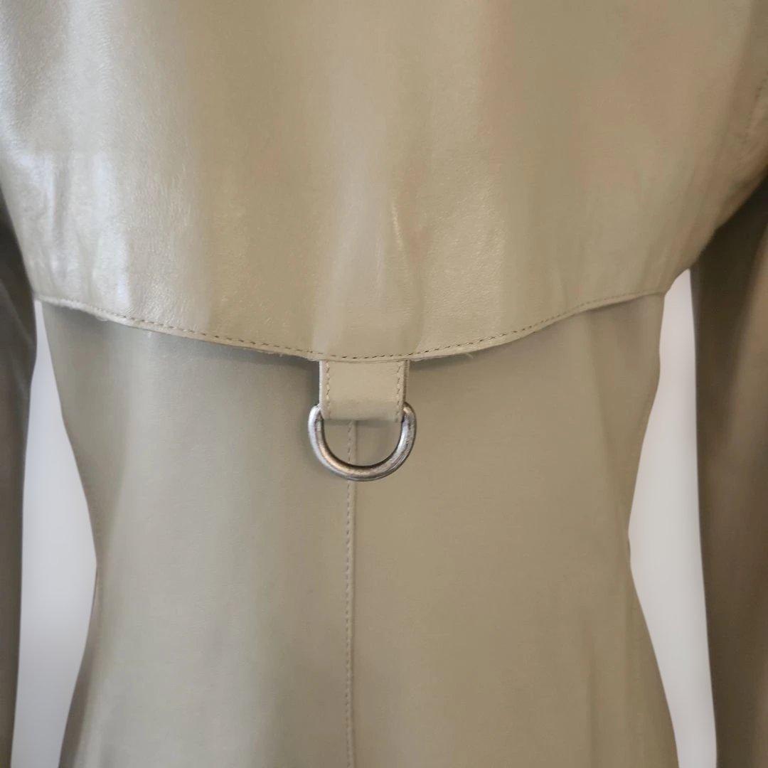 ☆彡コスチュームナショナルの柔らかいレザージャケット/ベージュ38/S〜M相当