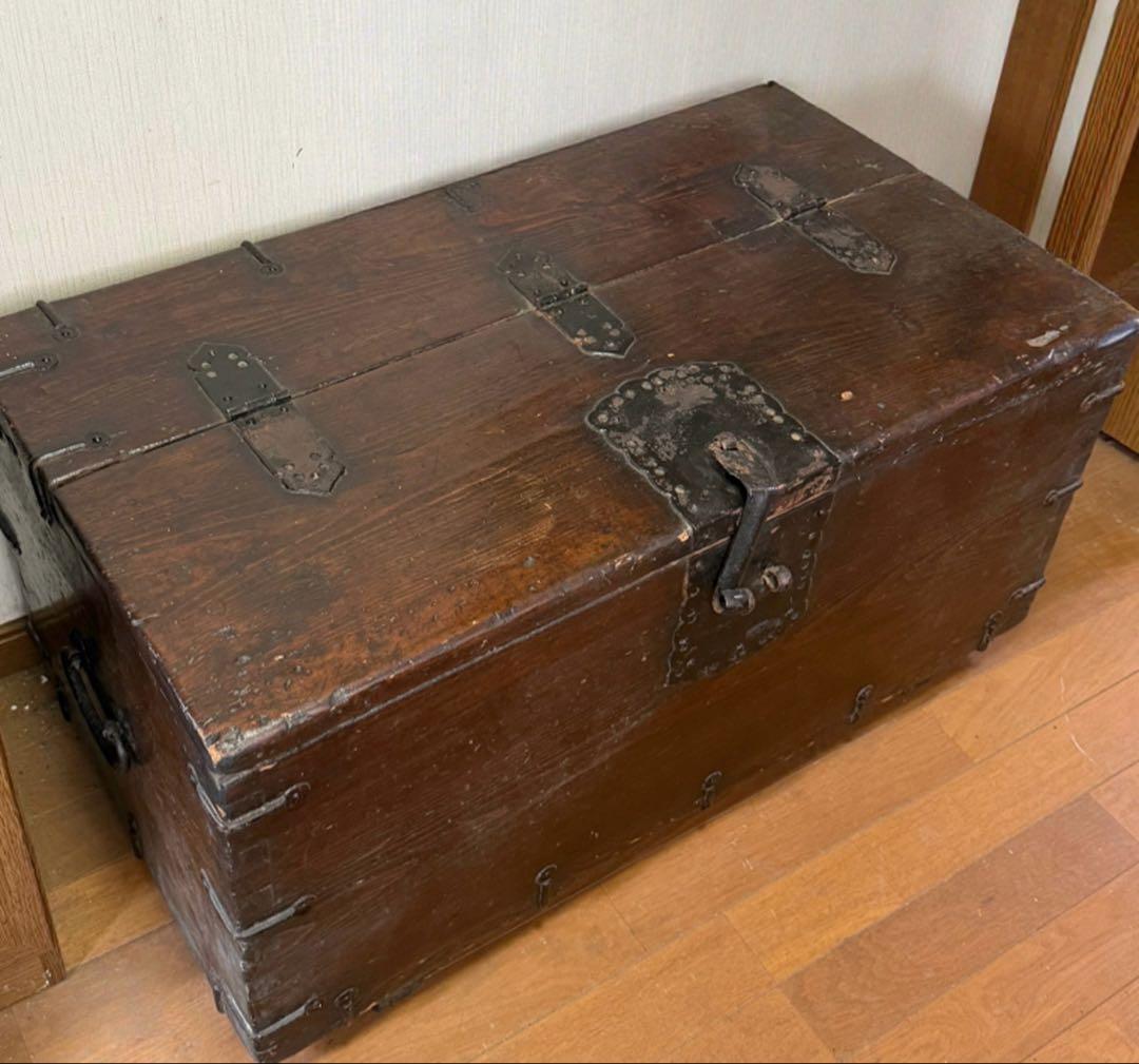 【アンティーク】欧米◆木製のトレジャートランク・Chest