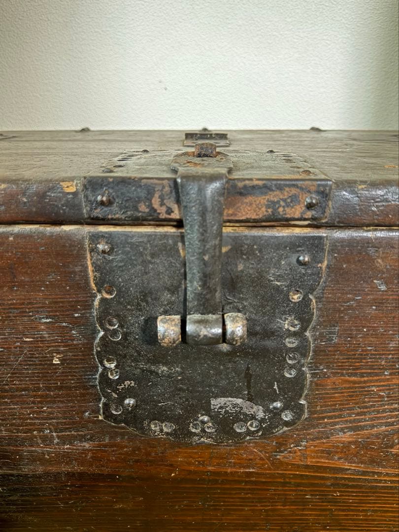 【アンティーク】欧米◆木製のトレジャートランク・Chest