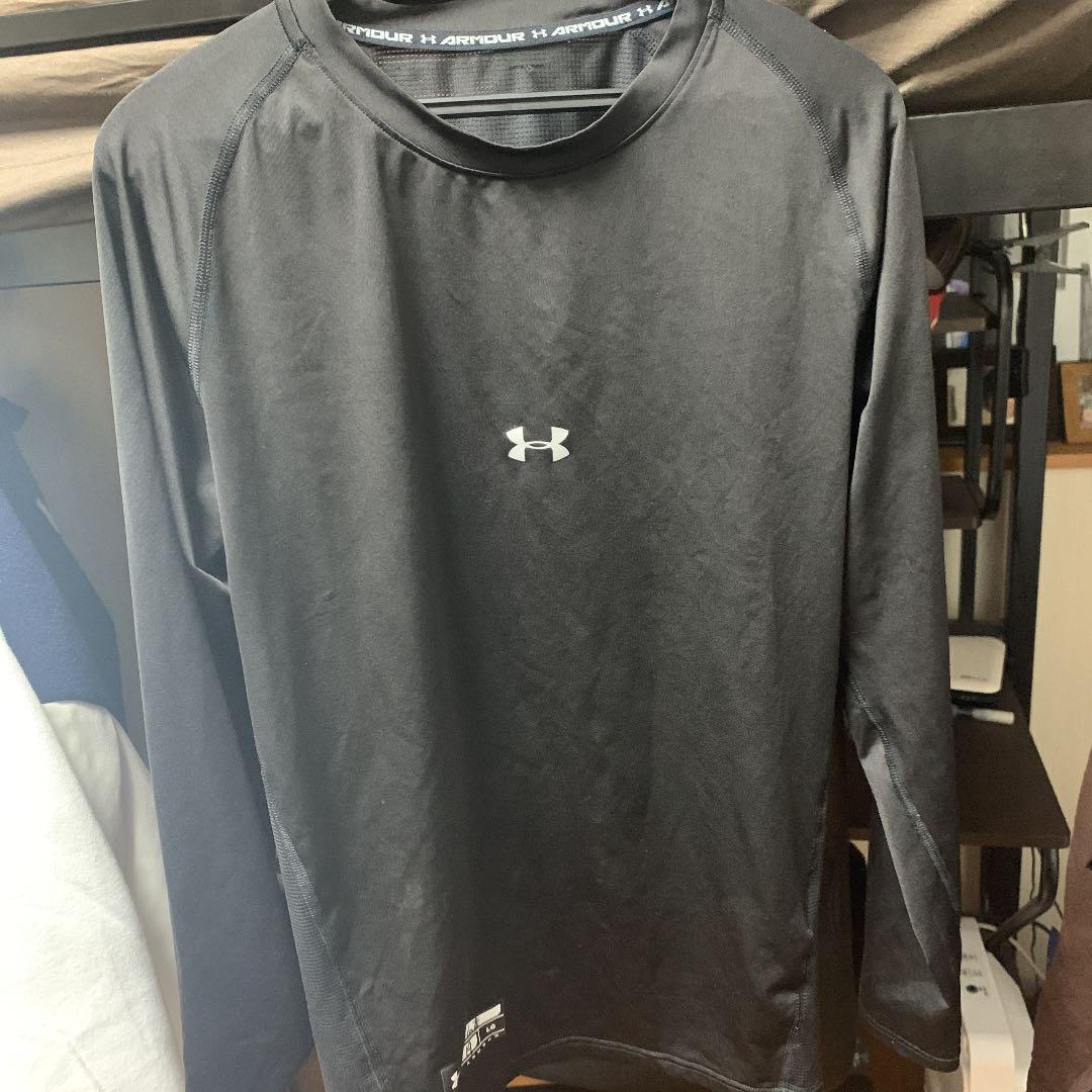 アンダーアーマーアンダーシャツ