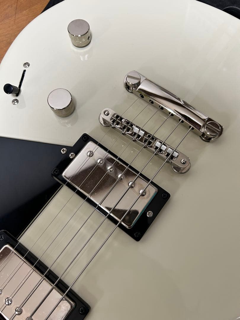 ヤマハ エレキギター REVSTAR RSS 20VWヴィンテージホワイト