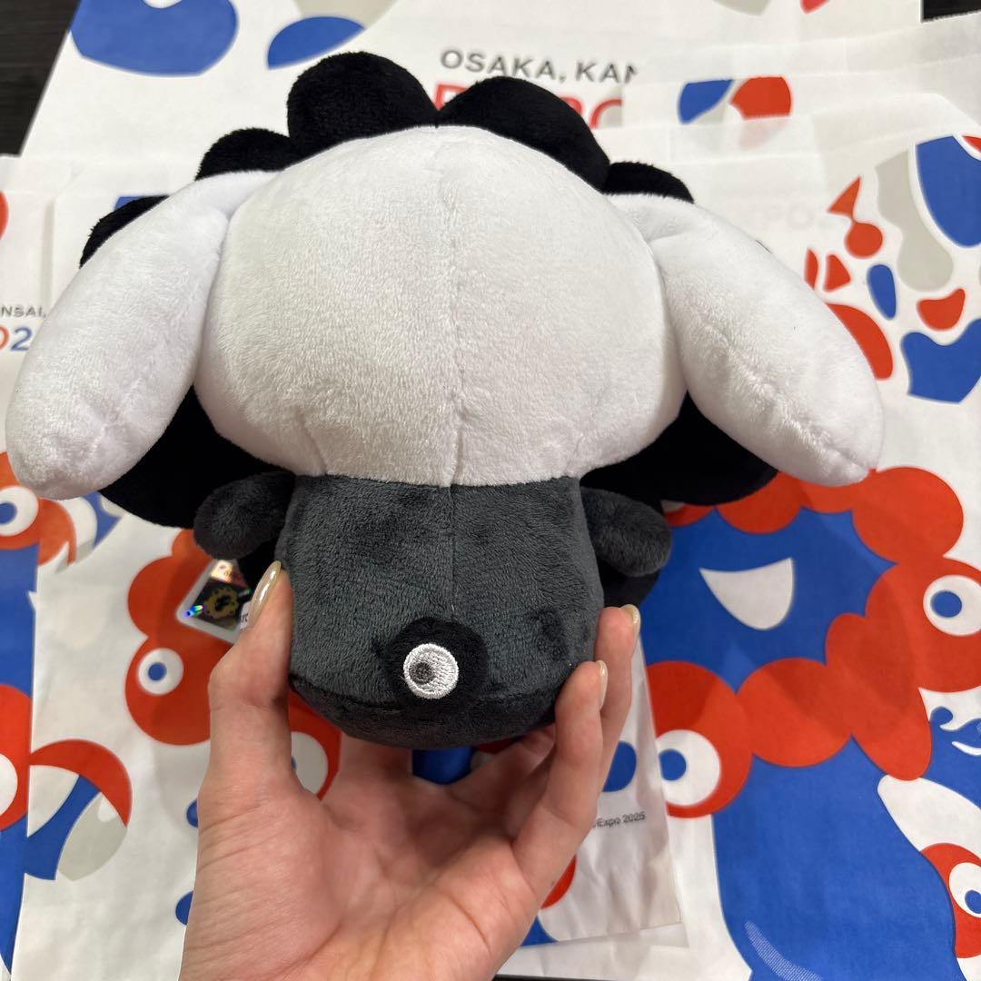 ⭐︎シナモン⭐︎ 黒ミャクミャク　サンリオなりきりぬいぐるみ