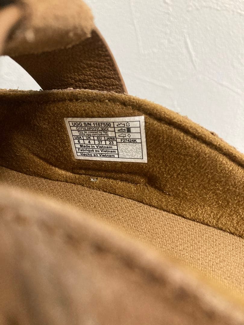 ugg アグ　Goldenstar Hi Clog