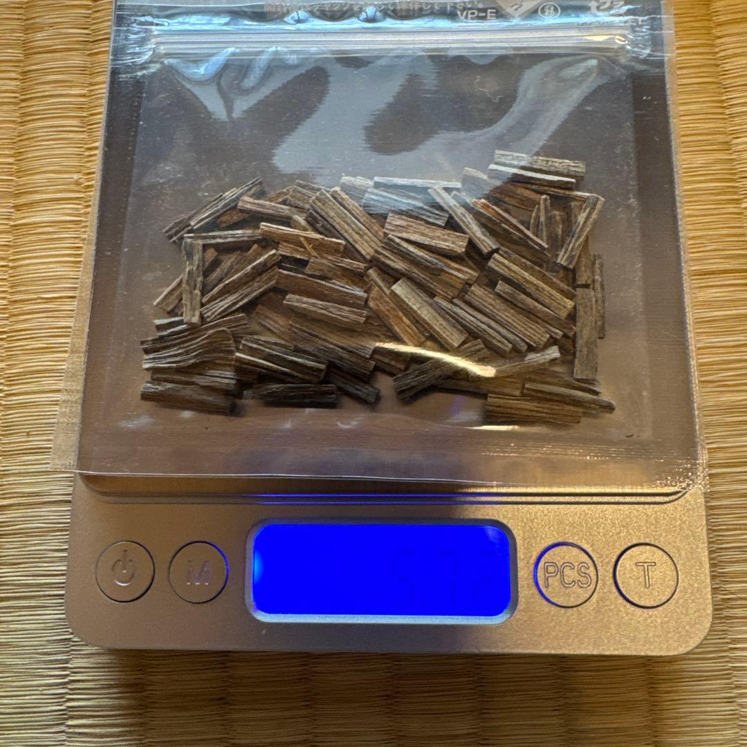 松栄堂　沈香　細割