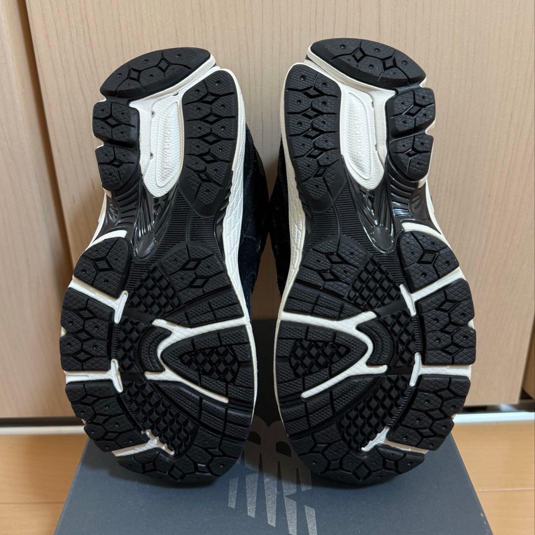 【 新品未使用 】ニューバランス PV2002BK 17 ブラック キッズ 黒