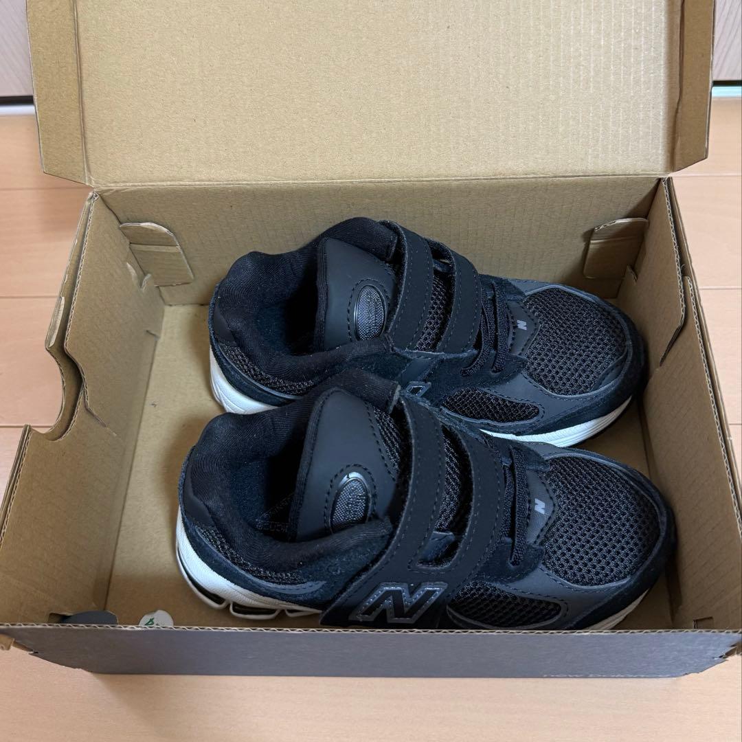 【 新品未使用 】ニューバランス PV2002BK 17 ブラック キッズ 黒