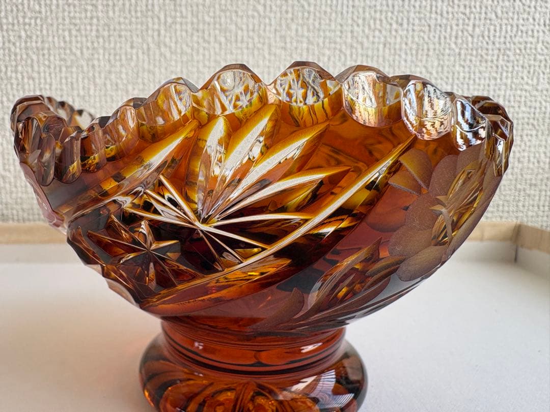 ドイツ製 ハンドメイド 24% PbO クリスタルガラス アンバー カットボウル