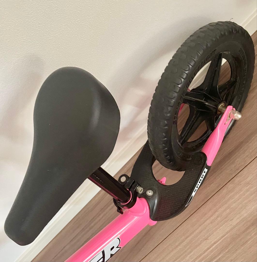 【美品】ストライダー（日本正規品）ピンク