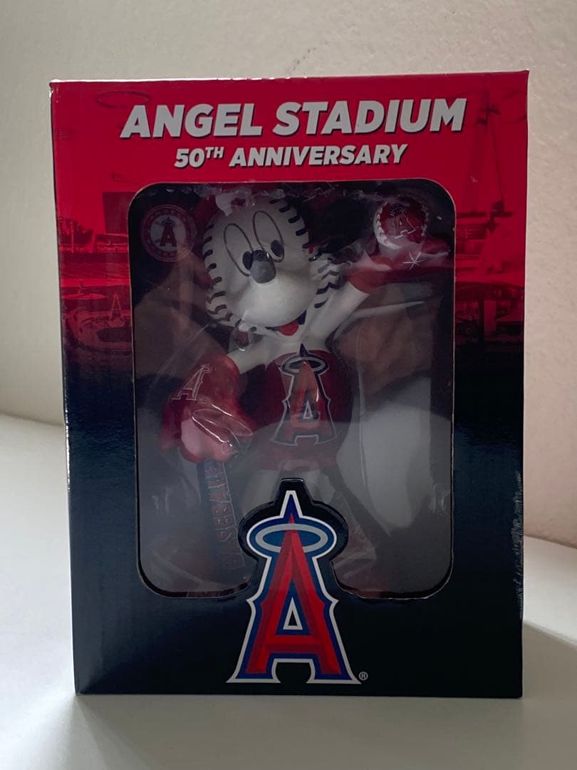 50周年メモリアル　ミッキーマウス × エンゼルス限定 コラボフィギア