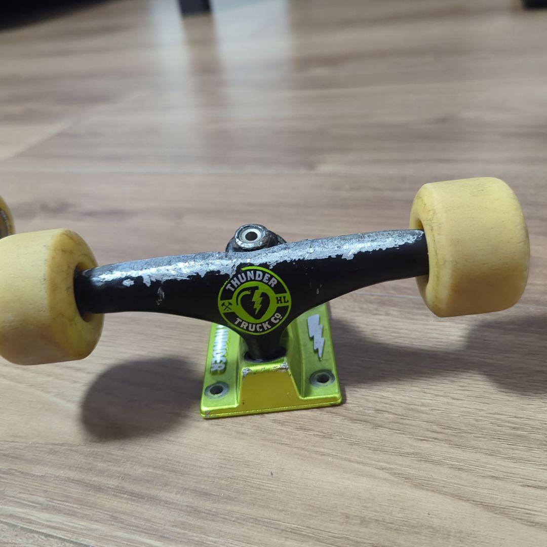 スケートボード サンダー トラック 147 f4付