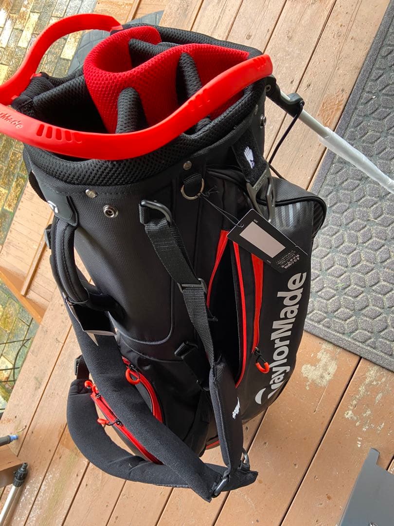 TaylorMade TF531 ゴルフバッグ ブラック/レッド　新品