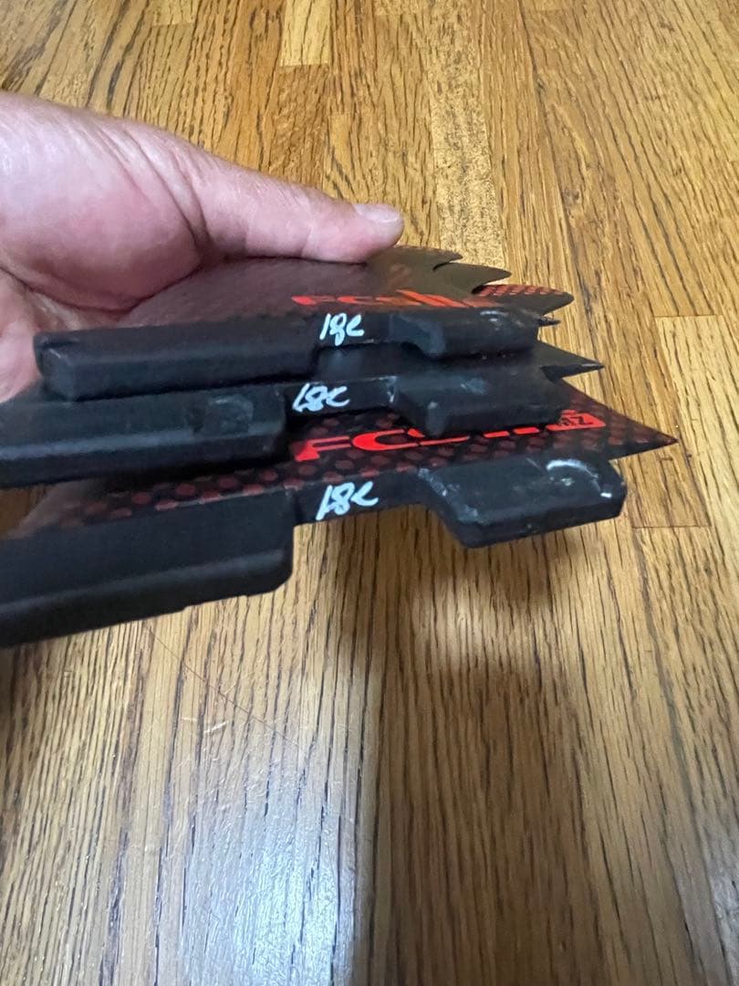 fcs2シャープアイフィン　Mサイズ