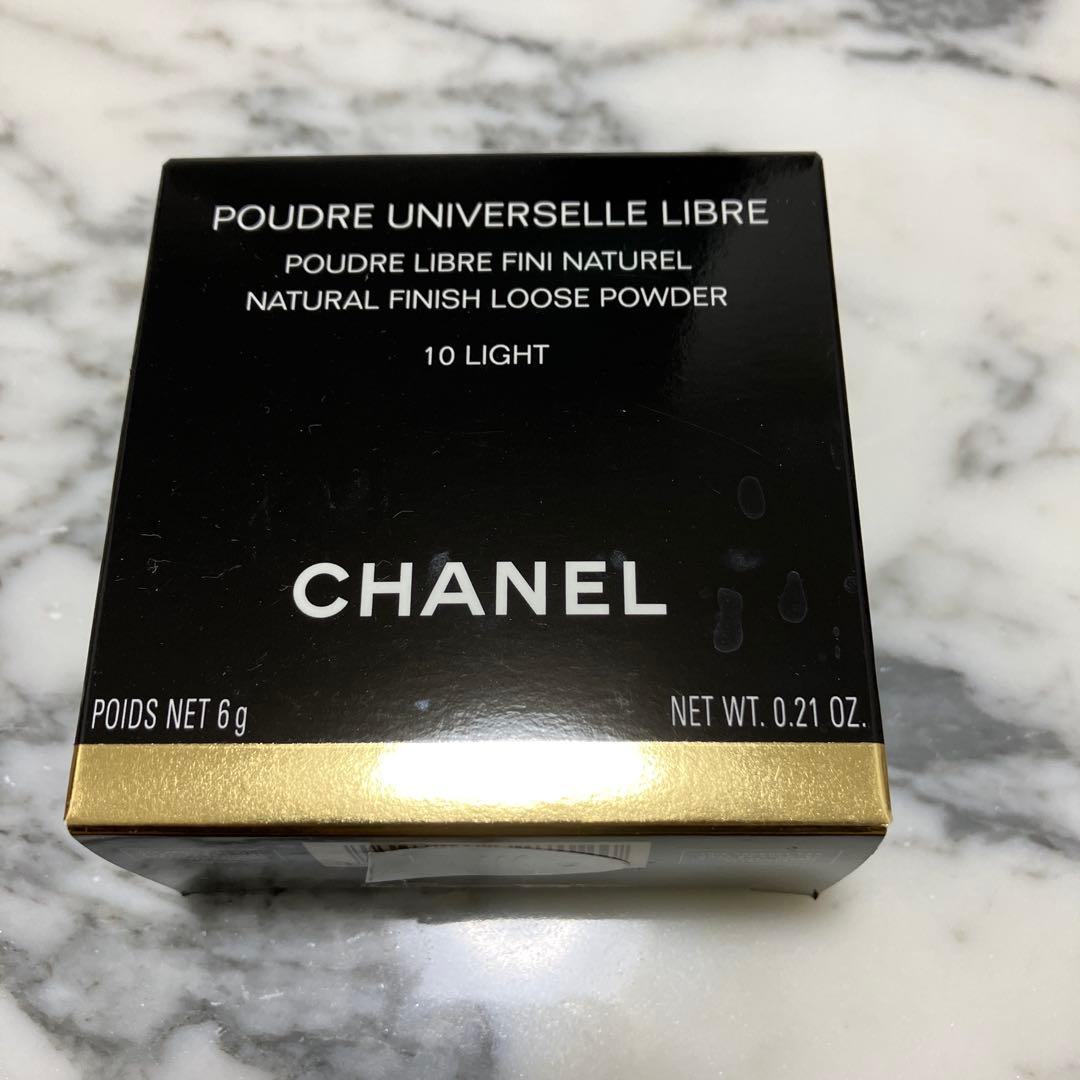 CHANEL プードゥルユニヴェルセル リーブル オンザゴー 10 LIGHT