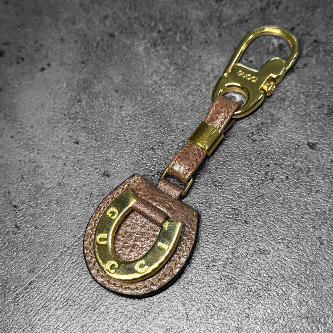 希少✨ OLD GUCCI Horsebit logo keychain