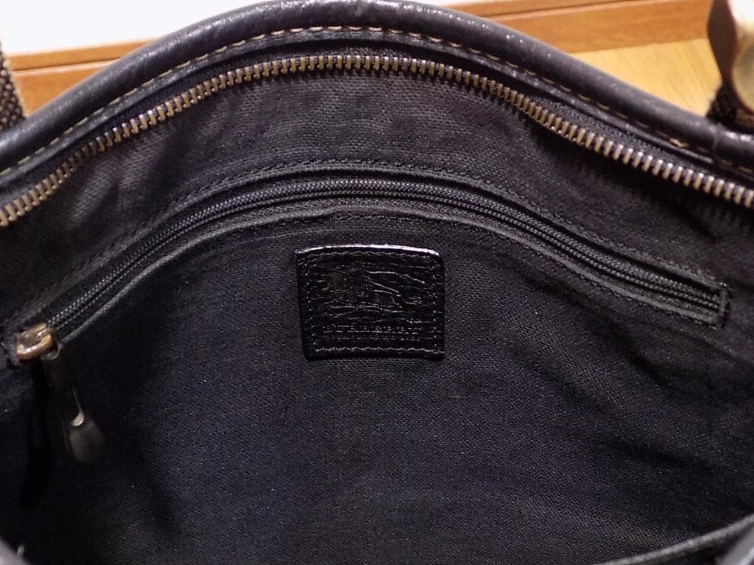 BURBERRY PRORSUM フラットBodyショルダー　イタリア製数回使用