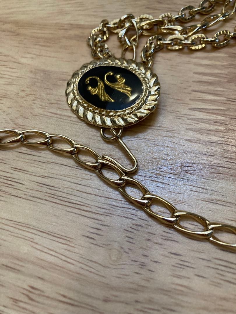 ダッフィー⭐︎ゴージャスゴールドカラーチェーン 多層デザイン ベルト