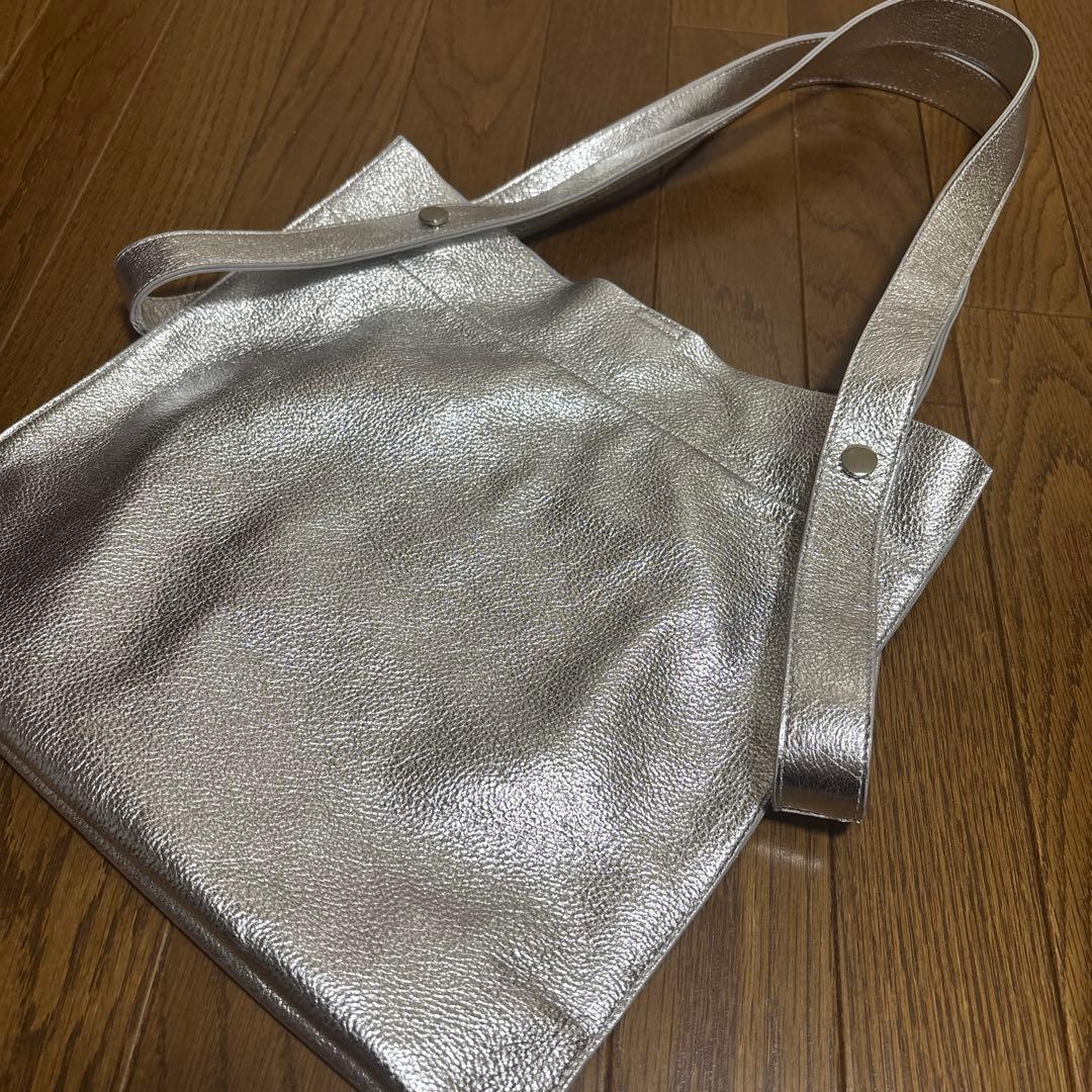 BEAURE トートバッグ