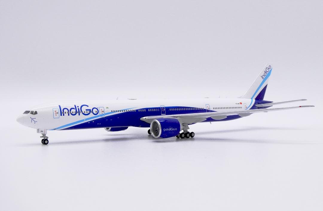 インディゴ 777-300ER TC-LKD 1/400
