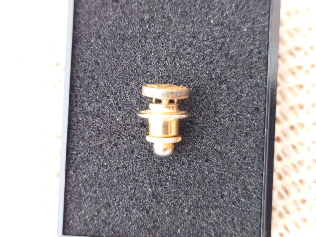 ♦丸に井桁に三♦超希少♦三井グループ♦社章 ⭐️商売の祖 三井越後屋で有名企業