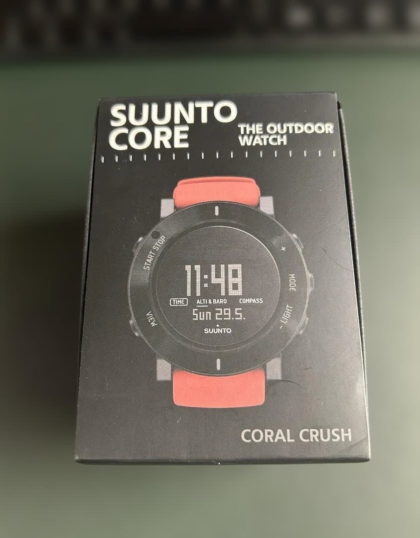 スント SUUNTO CORE アウトドア・スポーツウォッチ 交換用ストラップ付