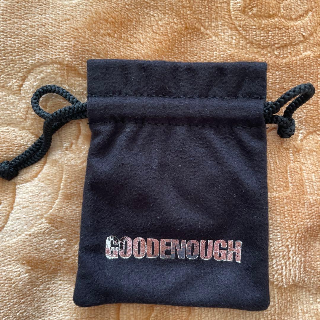 GOOD ENOUGH フック型キーホルダー