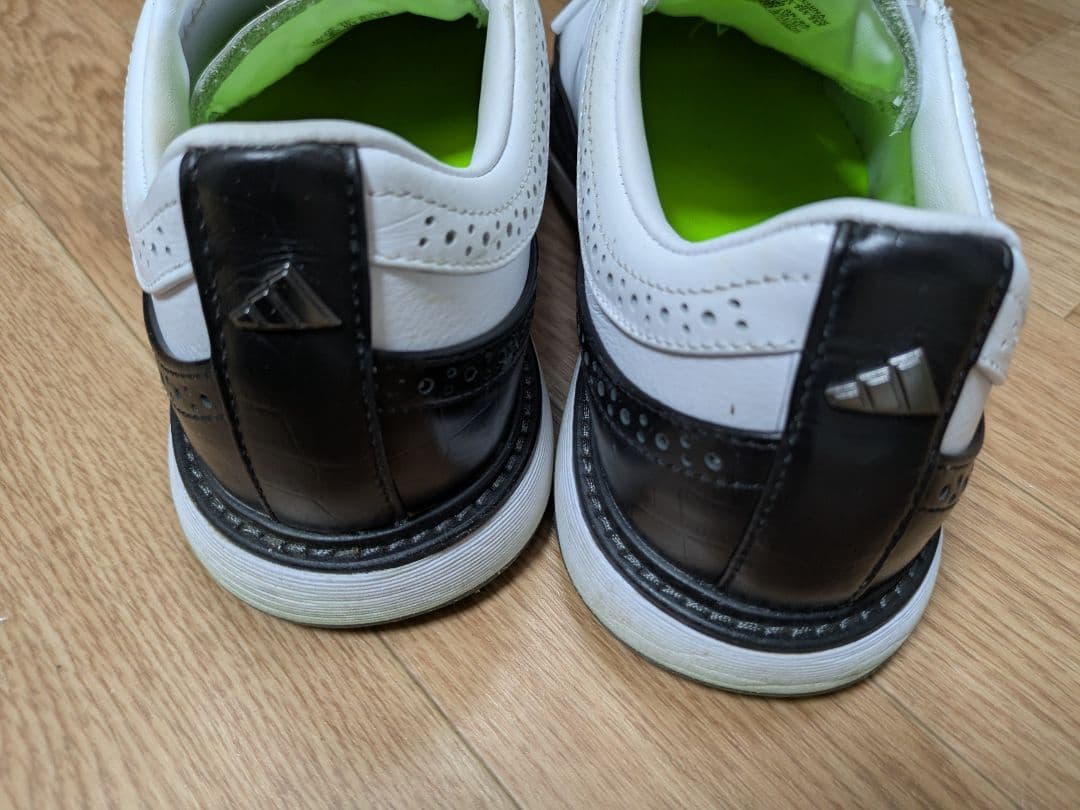 アディダス ゴルフシューズ MDH25 MC80