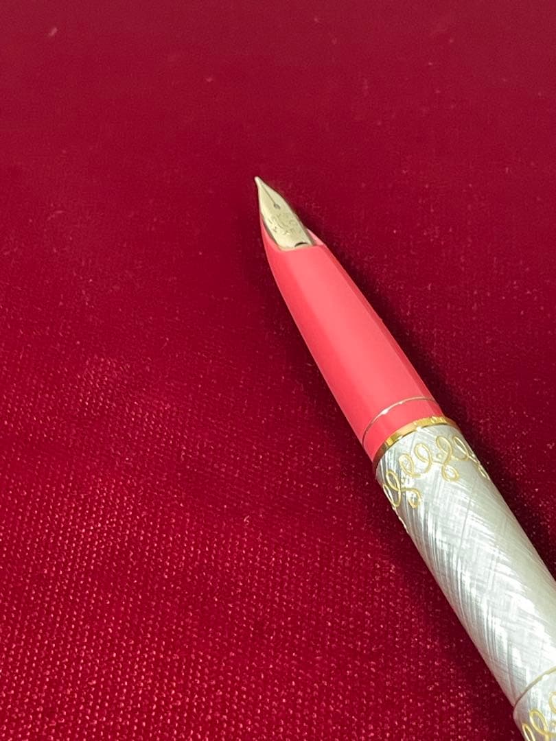 1970年代製造　新品未使用　レディ　18K　F パイロット　万年筆　美品