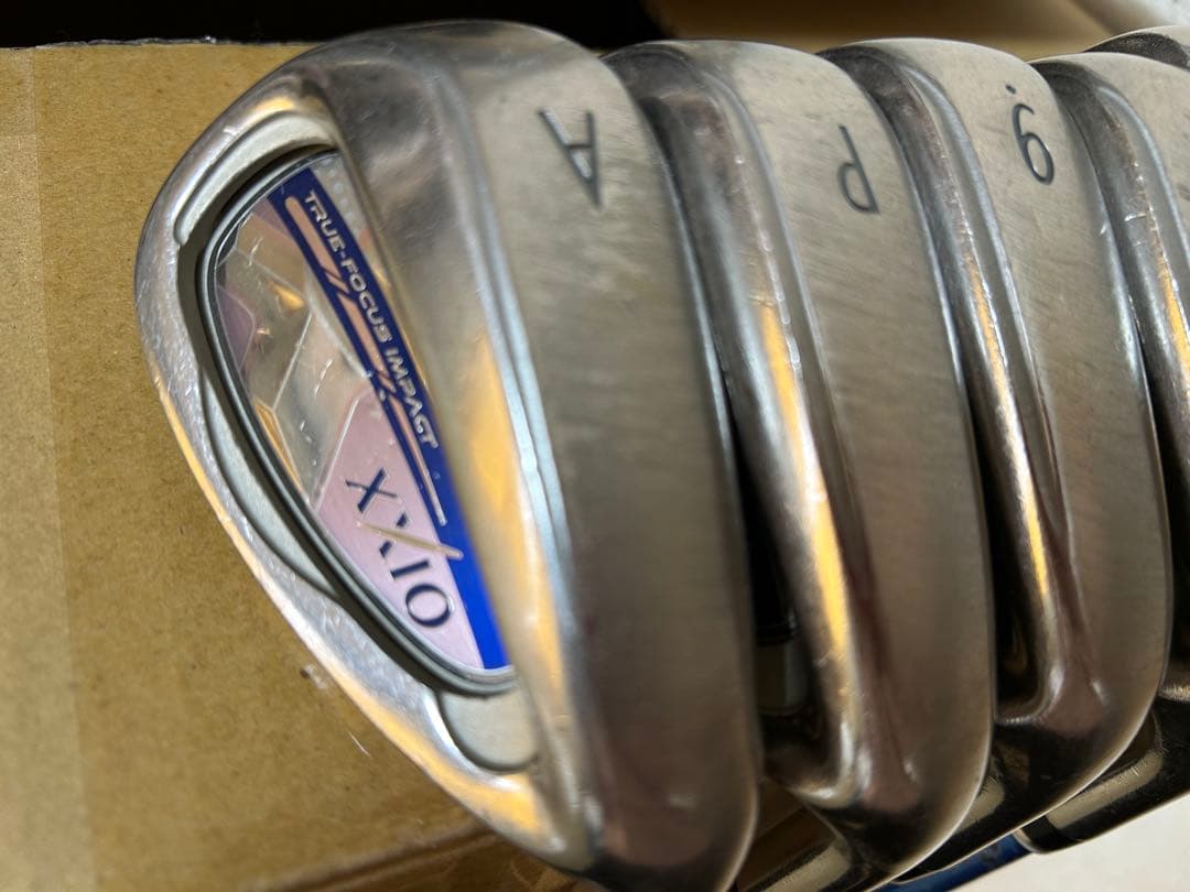 ゼクシオ10レディースアイアンセット6本　短期間出品