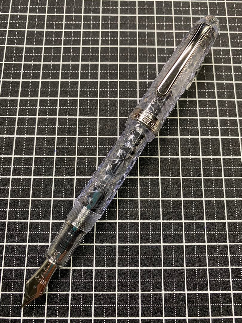 Platinum CENTURY #3776 六花　万年筆　字幅F