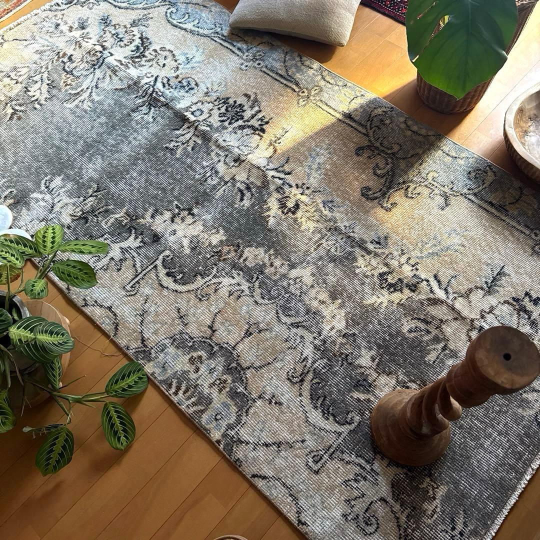 92×180-184グレイカーキ　ボタニカル柄　トルコヴィンテージラグ