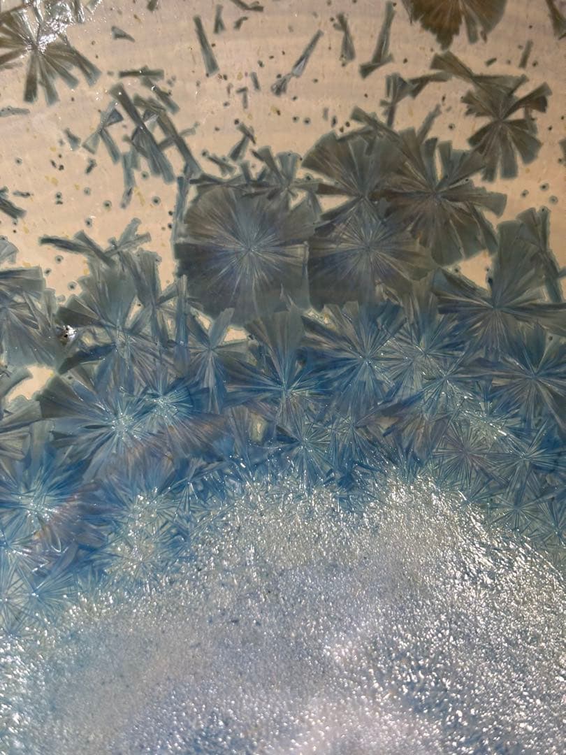 やまちゃん河井寛次郎作青白藁灰釉結晶文八寸三ツ足高台鉢　検水面に降った初雪