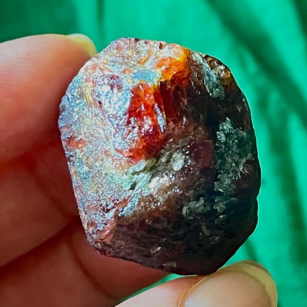 巨大 レッド ガーネット 163.65ct 原石 鉱物 天然石 パワーストーン