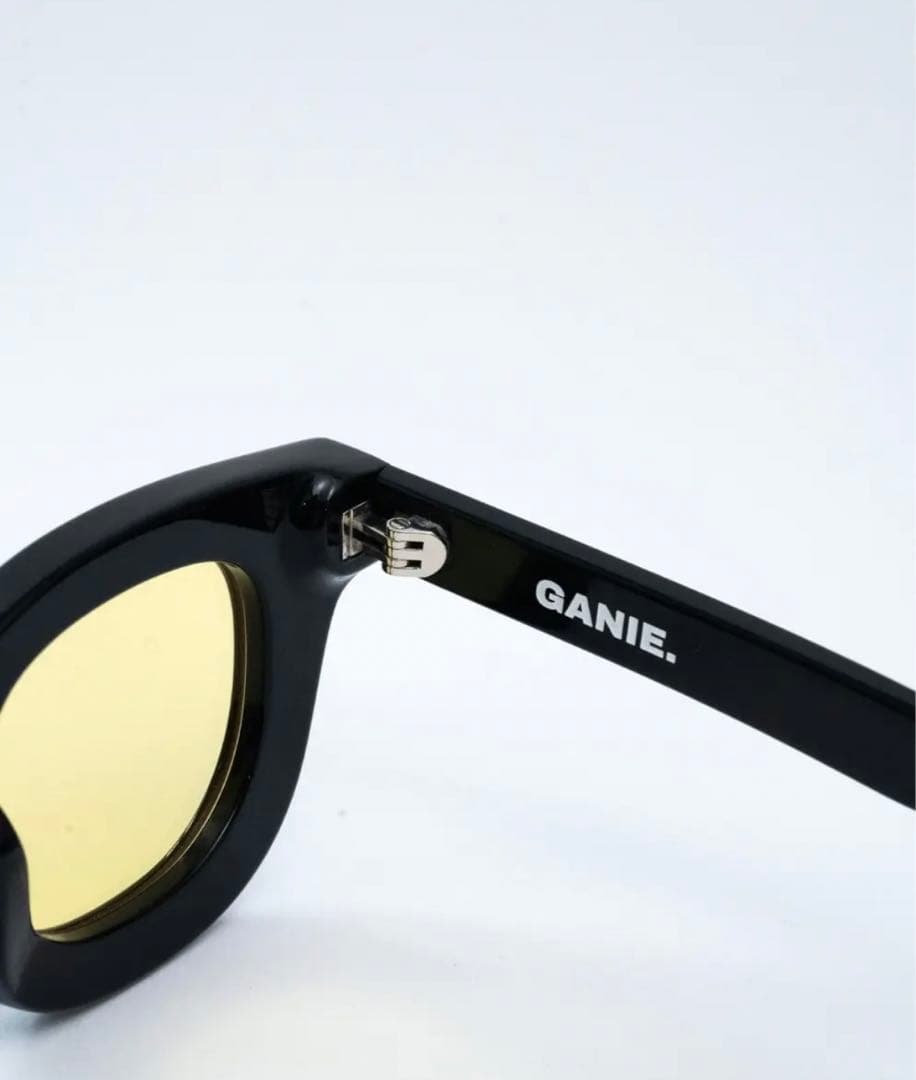 GANIE. ブラックフレーム サングラス