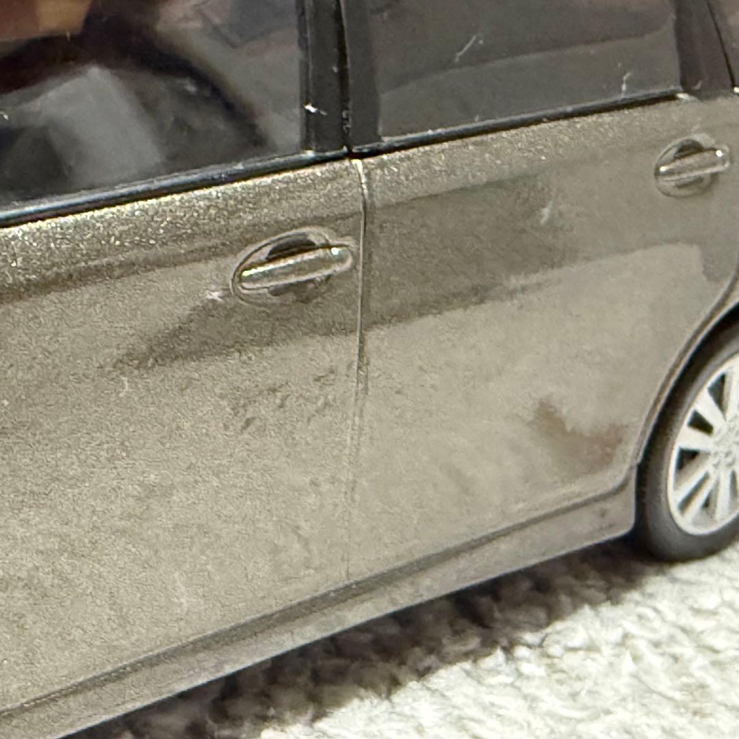 トヨタ ウィッシュ カラーサンプル ミニカー