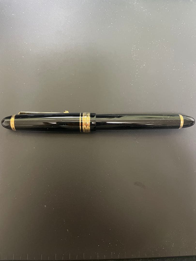 pilot カスタム743 Fニブ