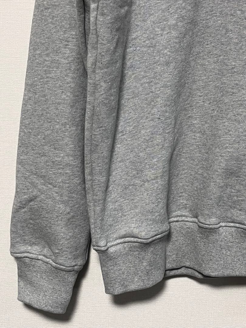【新品タグ付き】AMI アミパリス グレー　スウェット トレーナー Mサイズ