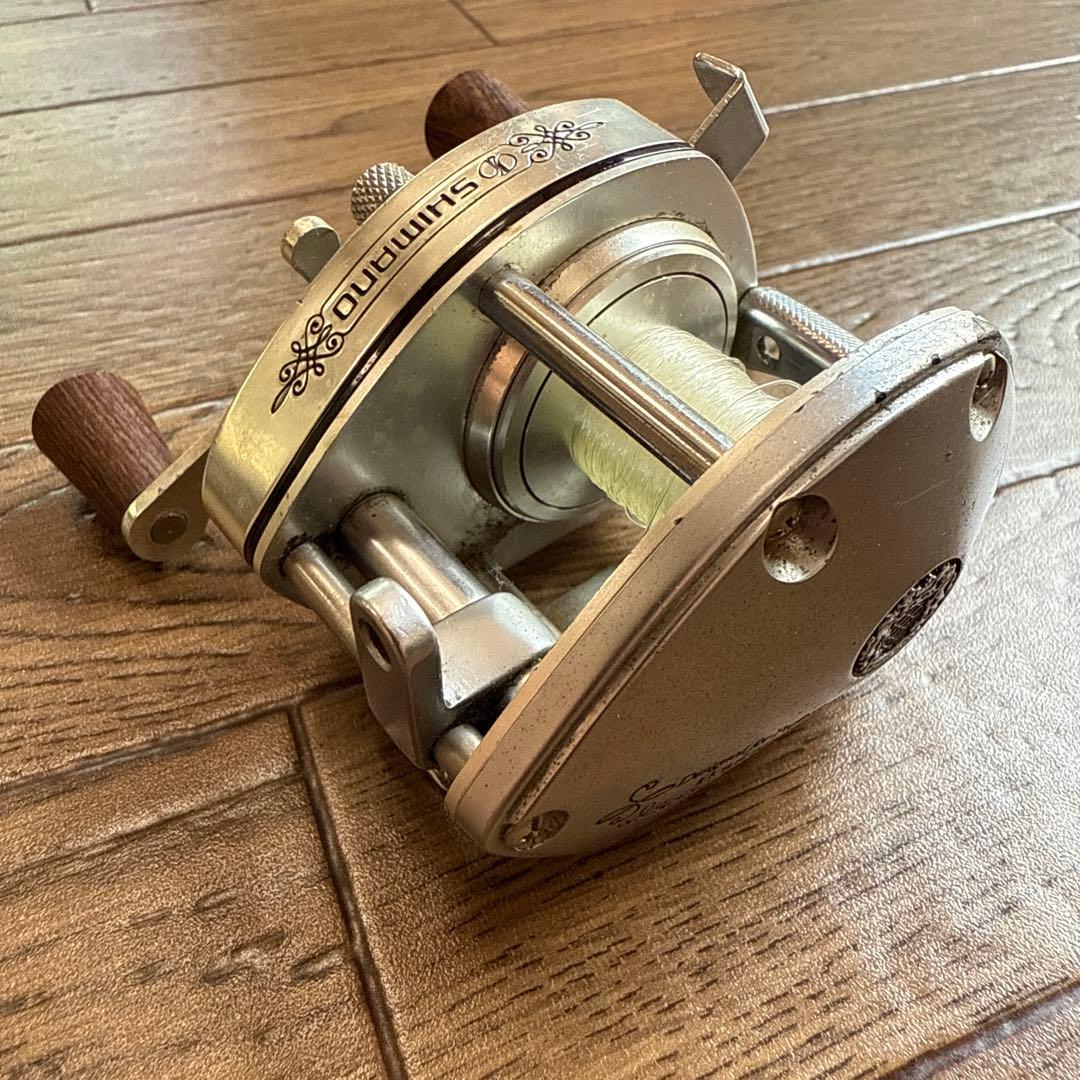 SHIMANO ベイトリール BANTAM 100